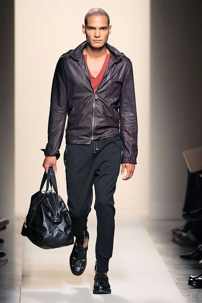 Look 29